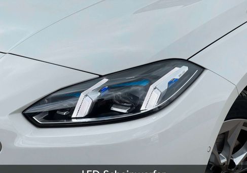 BMW 120, 2024 3