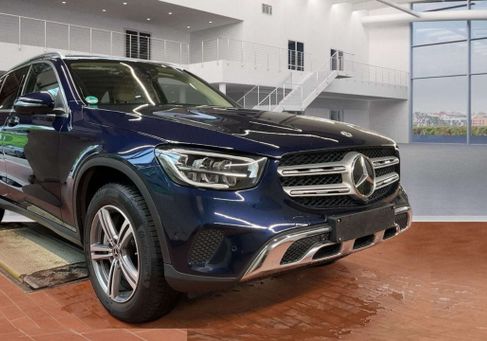 Mercedes-Benz GLC 300, 2022