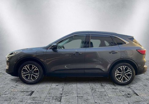 Ford Kuga, 2021