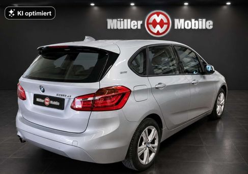 BMW 225, 2018