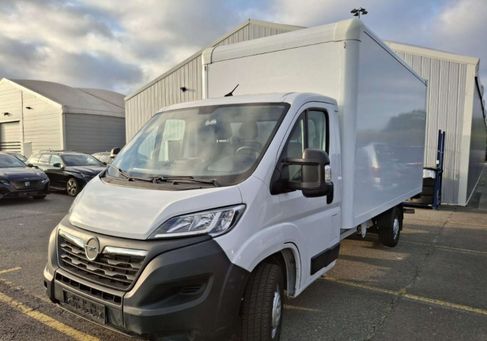 Opel Movano, 2024