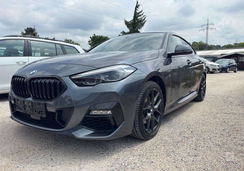 BMW 218, 2020
