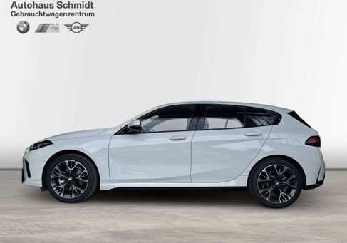 BMW 120, 2025