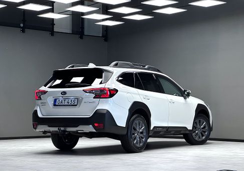Subaru OUTBACK, 2025