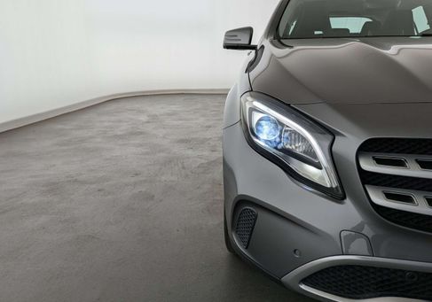 Mercedes-Benz GLA 250, 2019 3