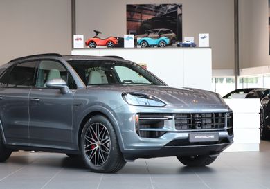 Porsche Cayenne, 2026