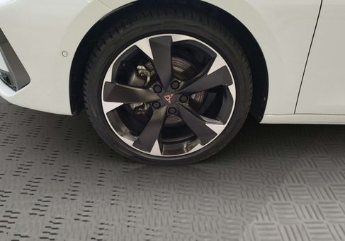Cupra Leon, 2025