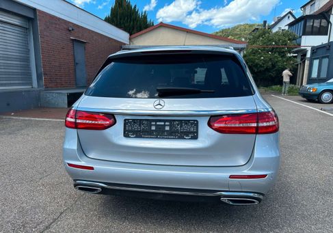 Mercedes-Benz E 200, 2019