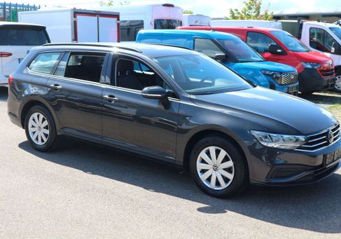 Volkswagen Passat Variant, 2023