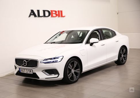 Volvo S60, 2022