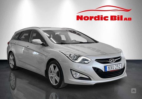 Hyundai i40, 2012