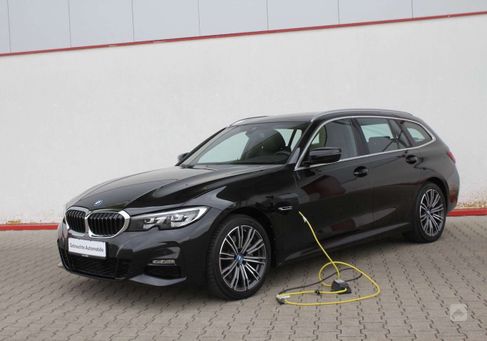 BMW 320, 2022