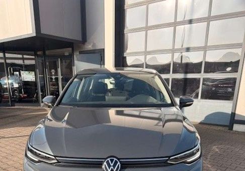 Volkswagen Golf, 2025 2