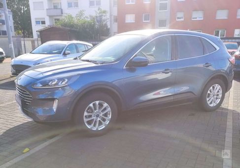 Ford Kuga, 2021