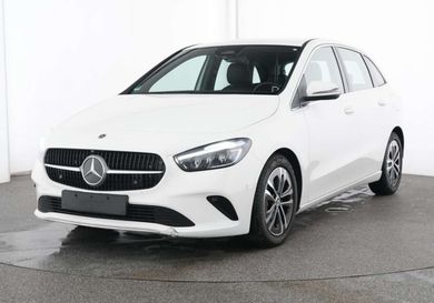 Mercedes-Benz B 200, 2025