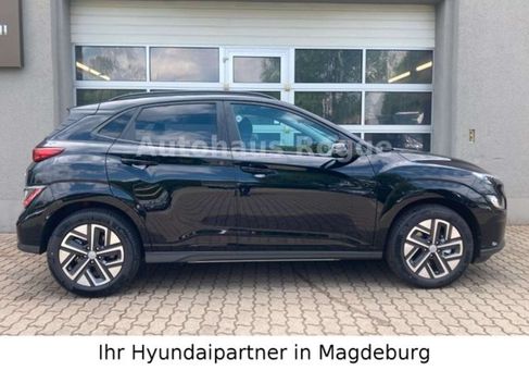 Hyundai Kona, 2023 3
