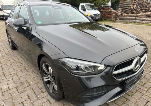 Mercedes-Benz C 300, 2022