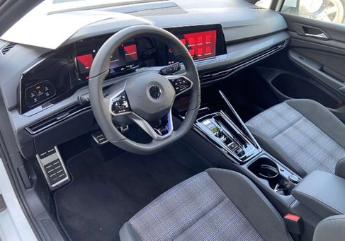 Volkswagen Golf, 2022 2