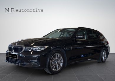 BMW 330, 2021