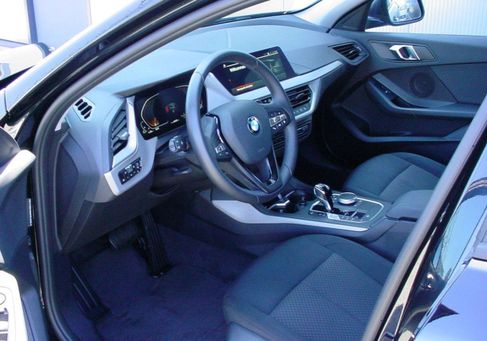 BMW 116, 2023