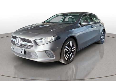 Mercedes-Benz A 160, 2022