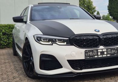 BMW 330, 2020