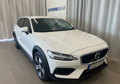 Volvo V60 Cross Country, 2022