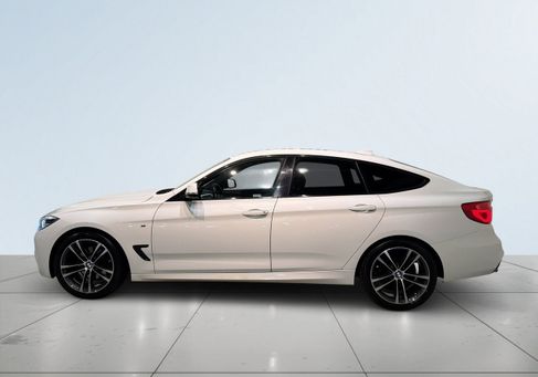 BMW 330 Gran Turismo, 2018 3