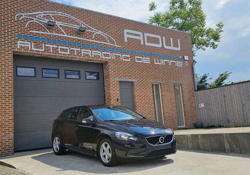Volvo V40, 2018