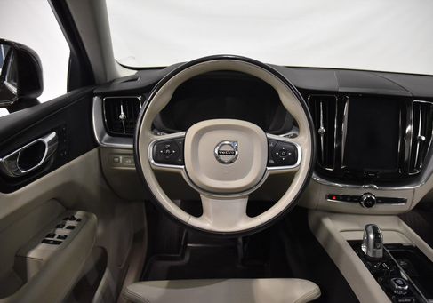 Volvo XC60, 2019