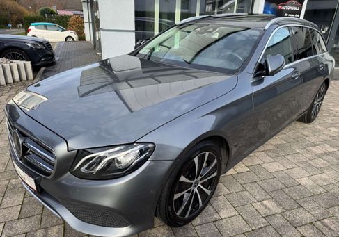 Mercedes-Benz E 350, 2020