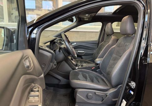 Ford Kuga, 2019