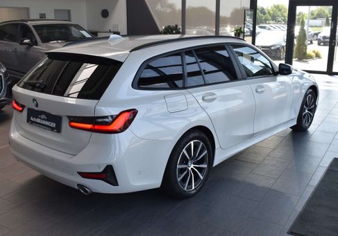 BMW 320, 2021