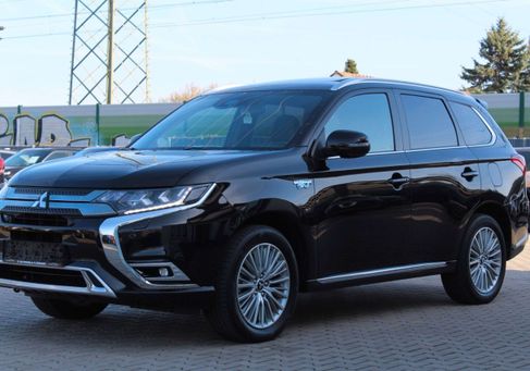 Mitsubishi Outlander, 2020