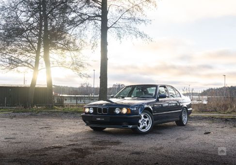 BMW M5, 1992