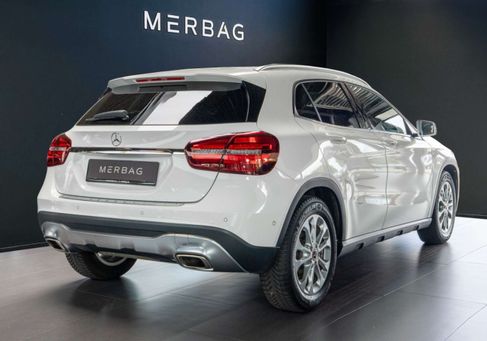 Mercedes-Benz GLA 180, 2019 3