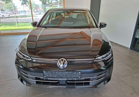 Volkswagen Golf, 2025