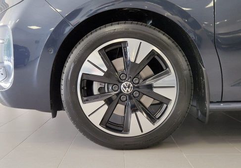 Volkswagen Multivan, 2026 3