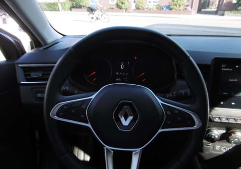 Renault Clio, 2023