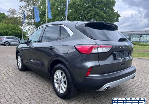 Ford Kuga, 2022