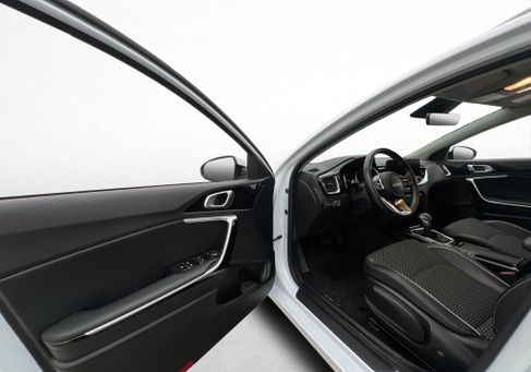 Kia Cee'd Sportswagon, 2023 3