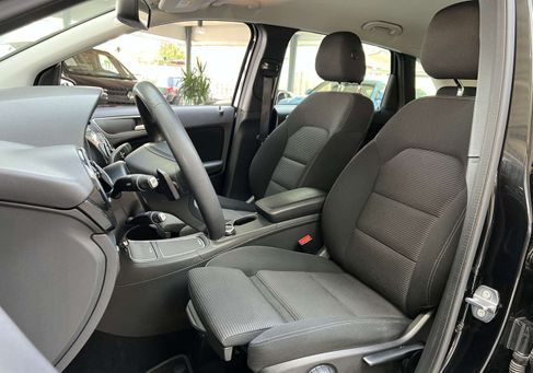 Mercedes-Benz B 200, 2019 2