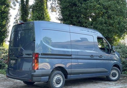 Renault Master, 2025