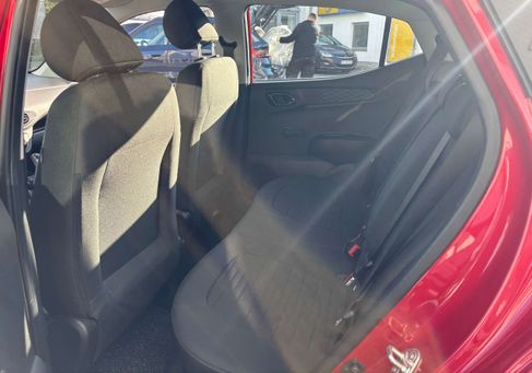 Hyundai i10, 2023 3