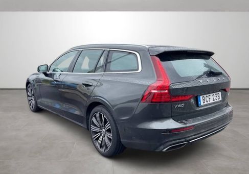 Volvo V60, 2021