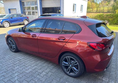 BMW 118, 2022