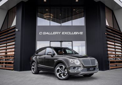 Bentley Bentayga, 2016