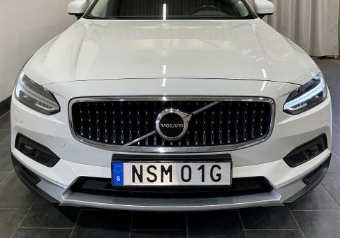 Volvo V90 Cross Country, 2021