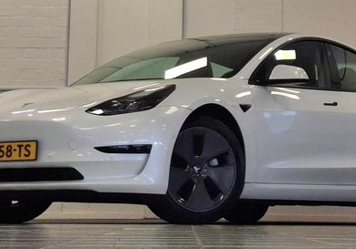 Tesla Model 3, 2021