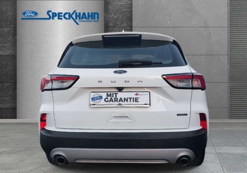 Ford Kuga, 2022